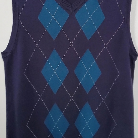 Men's Vest - Picture 3 of 5